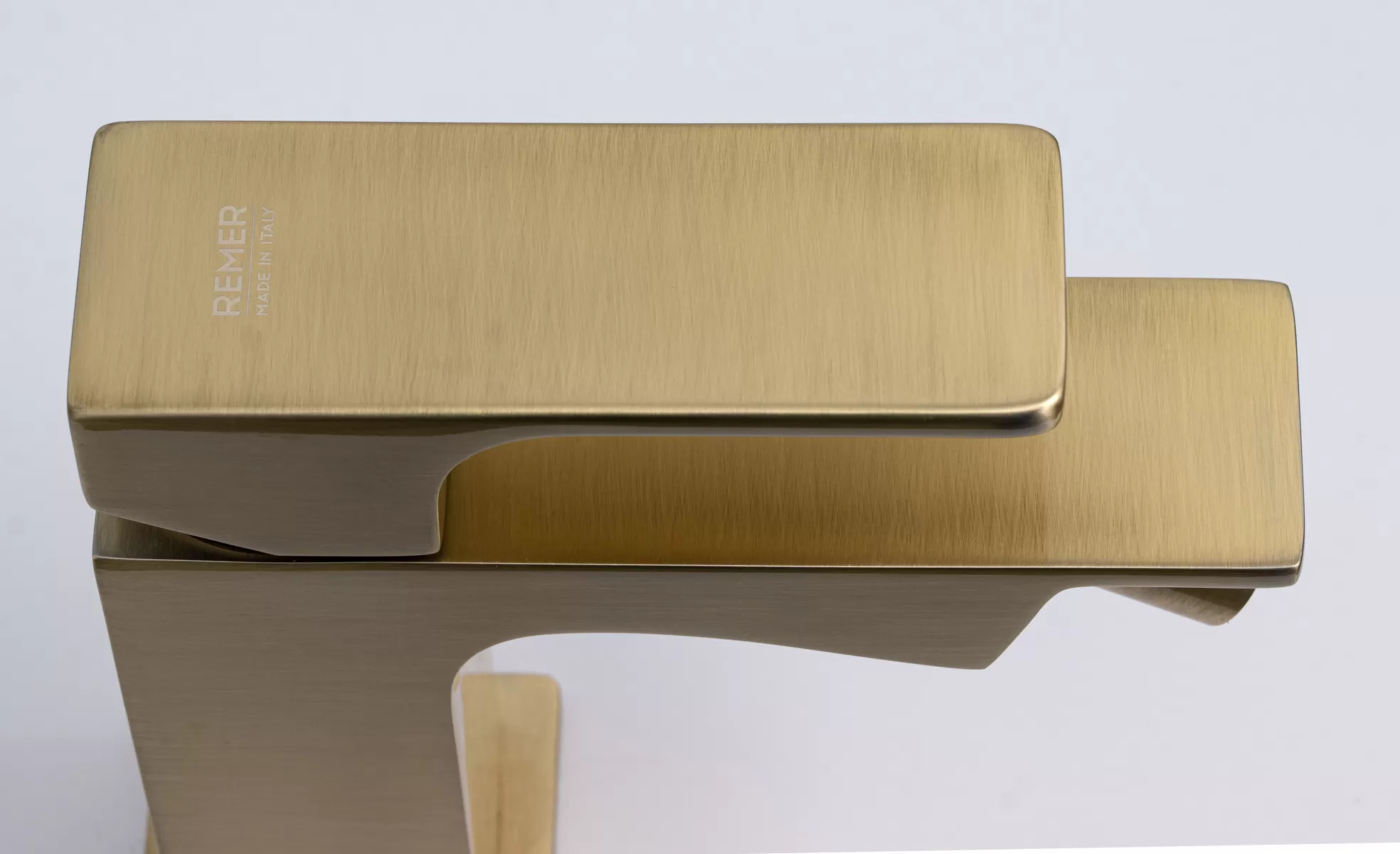 Смеситель для биде absolute vo латунь состаренная remer