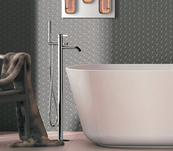 Смеситель для ванны напольный с душевым набором (скрытая часть в комплекте) metrica xv никелированная сталь remer